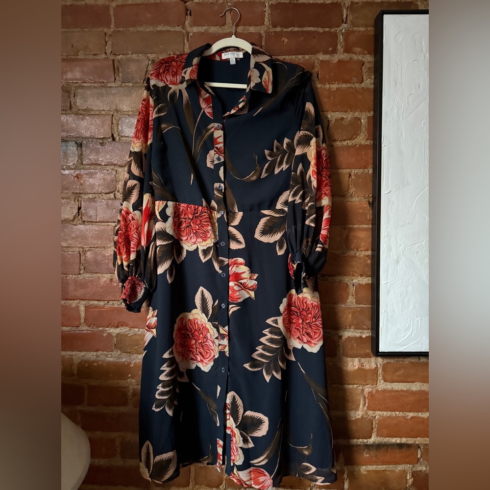 Floral Button-Front Midi Dress in Black and Coral